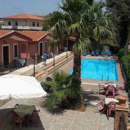 Hotel La Pineta Joppolo Экстерьер фото