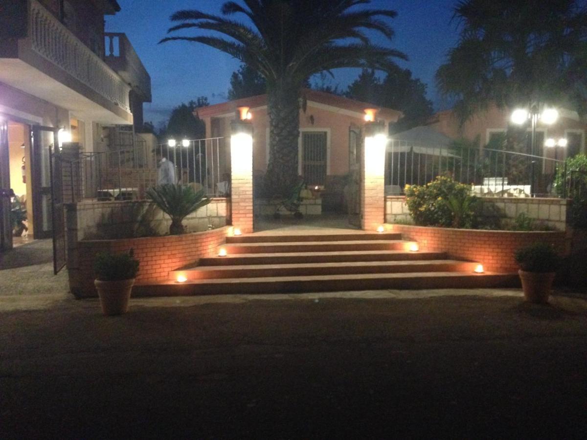 Hotel La Pineta Joppolo Экстерьер фото