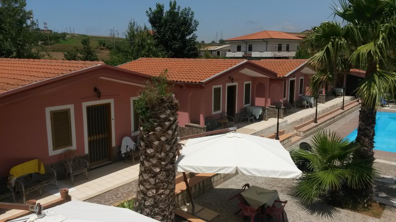 Hotel La Pineta Joppolo Экстерьер фото
