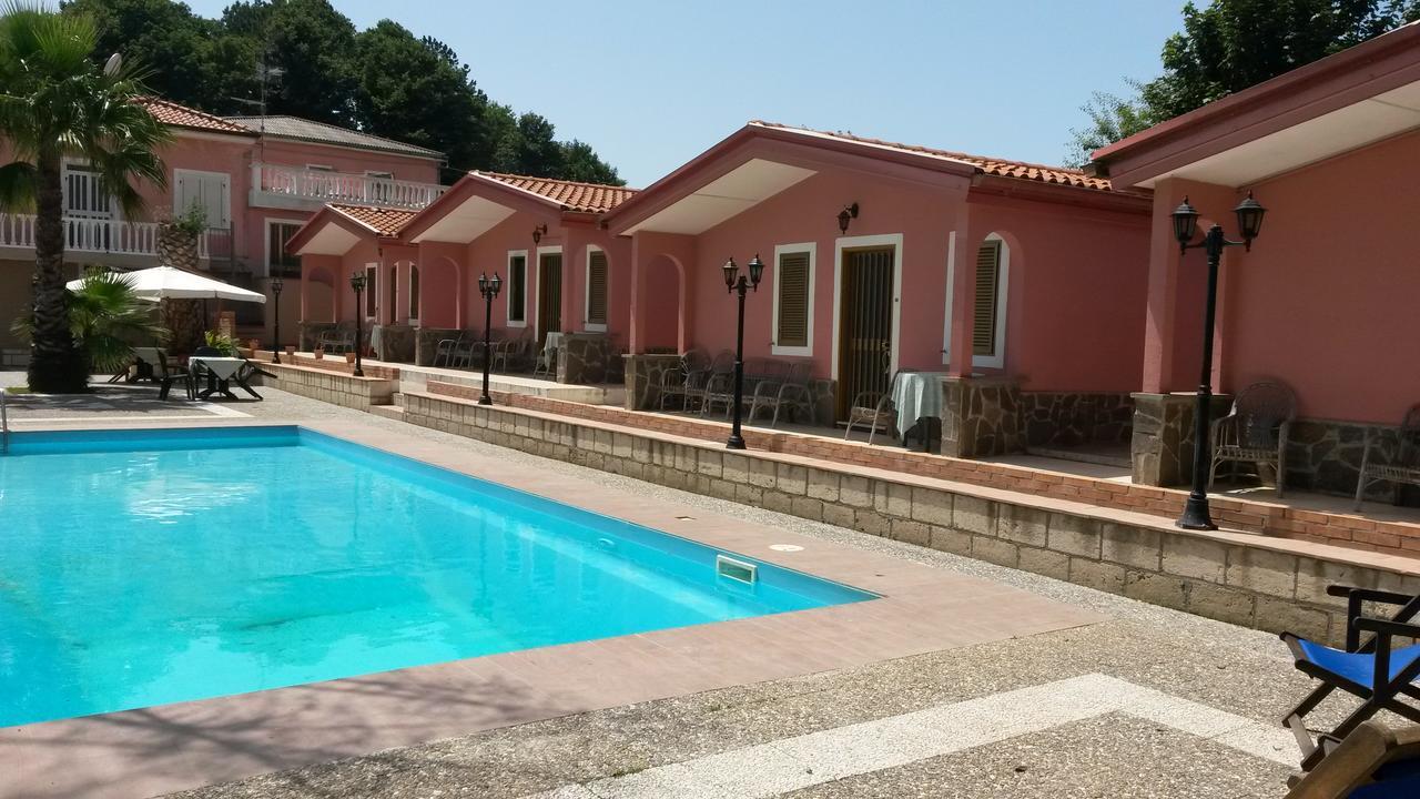 Hotel La Pineta Joppolo Экстерьер фото